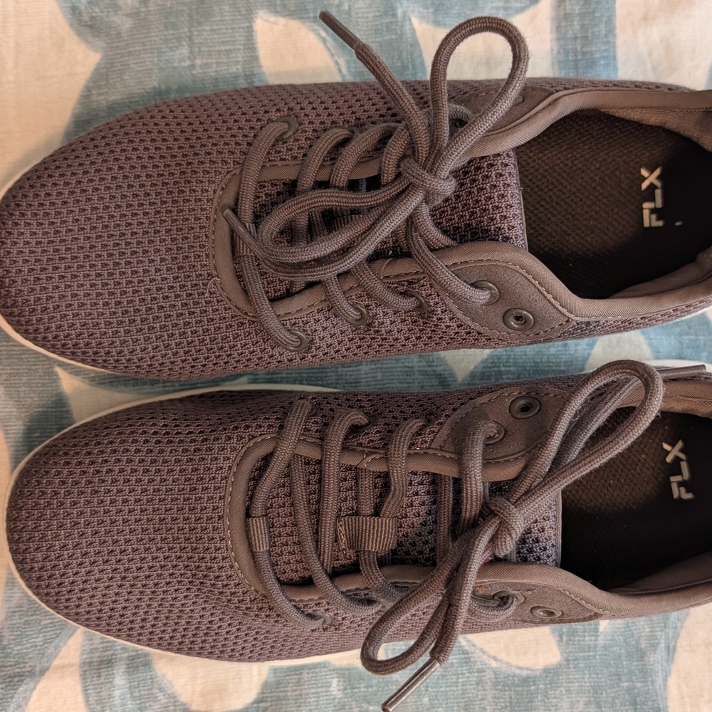 Men’s Grey Knit Lace-Up Sneakers